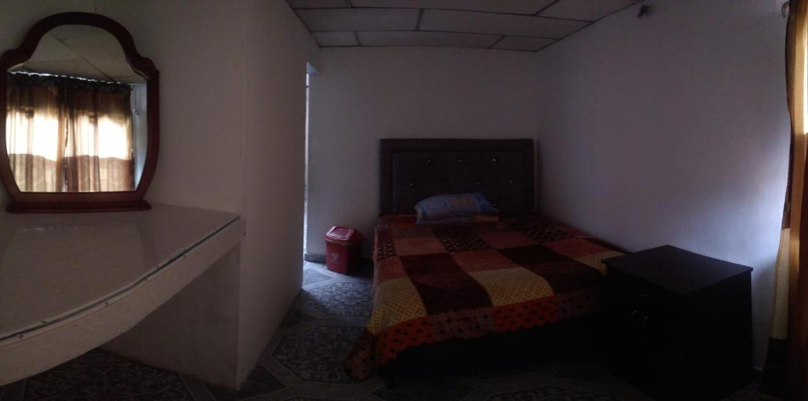 马尼萨莱斯My Second House公寓 外观 照片
